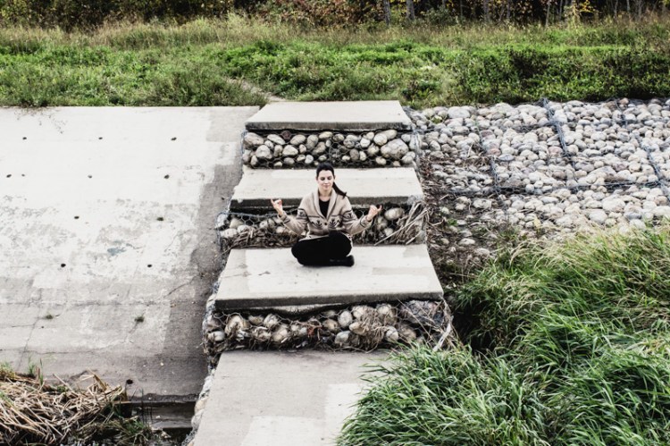 kpardell-moodyish-walk-1050