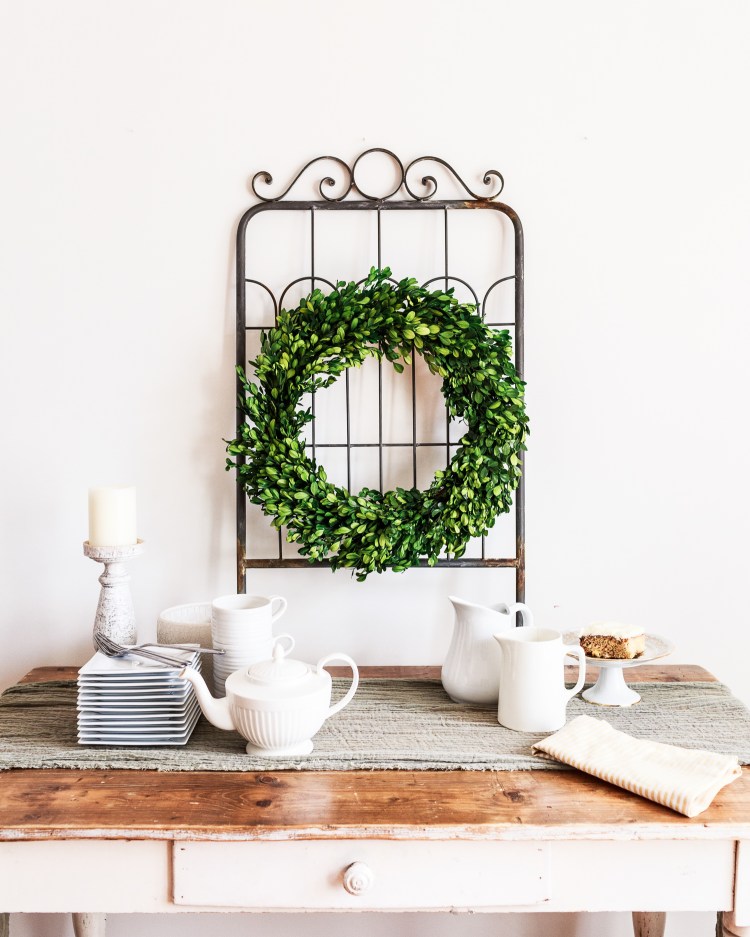 kpardell boxwood on table-20187387